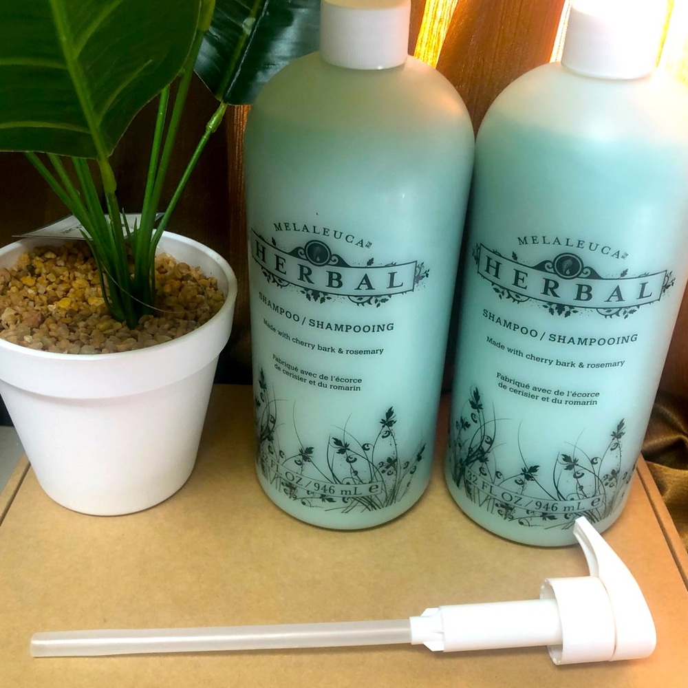 🌿 Melaleuca 🌿 Herbal Shampoo 2x$48